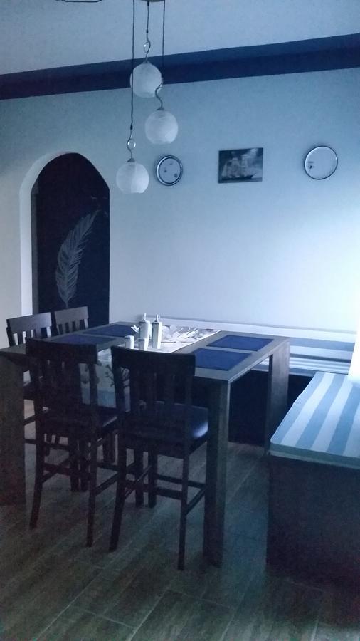 Bailey'S Bed And Breakfast Runaway Bay Esterno foto