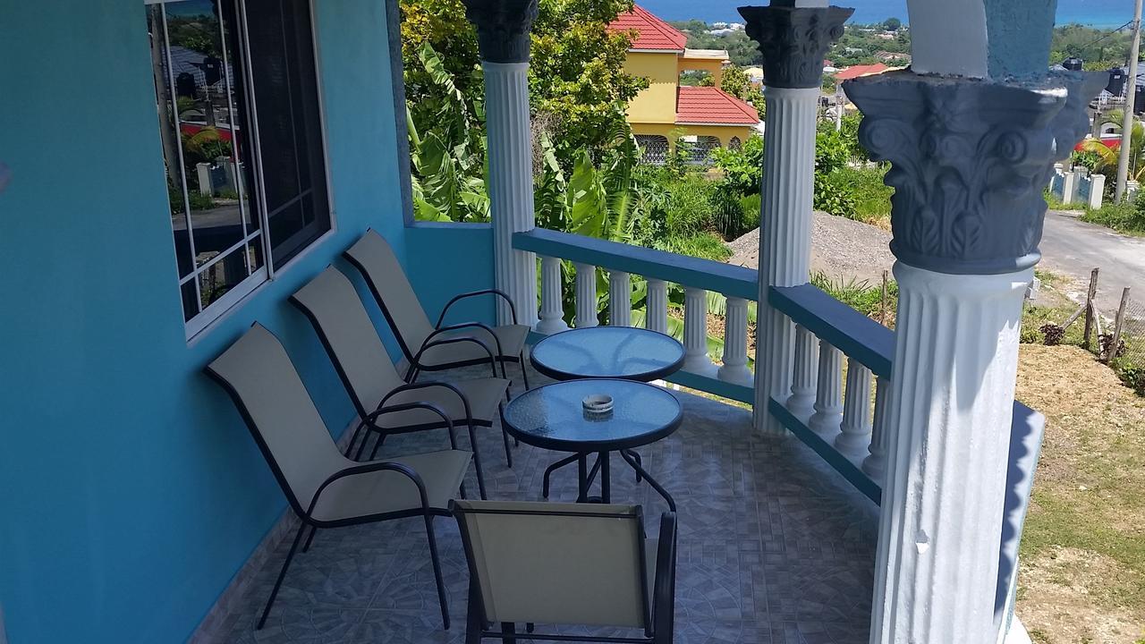 Bailey'S Bed And Breakfast Runaway Bay Esterno foto