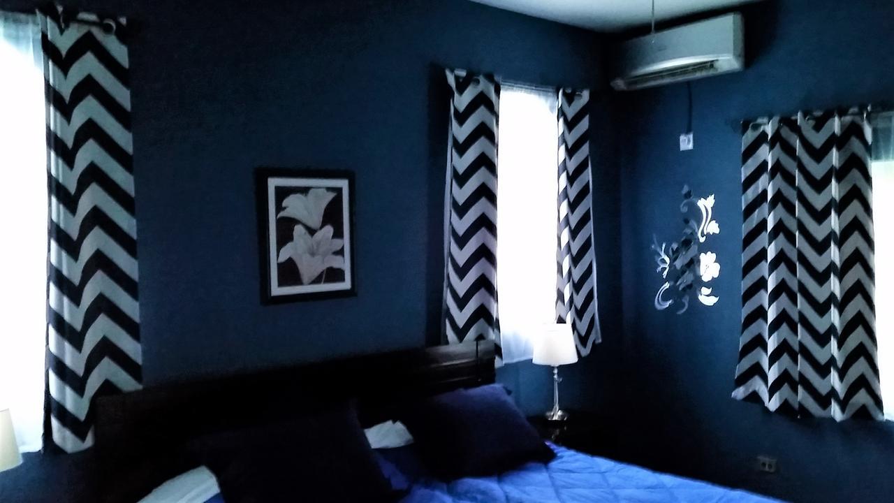 Bailey'S Bed And Breakfast Runaway Bay Esterno foto